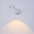 Foco LED inalámbrico con sensor de movimiento y rotación 360°