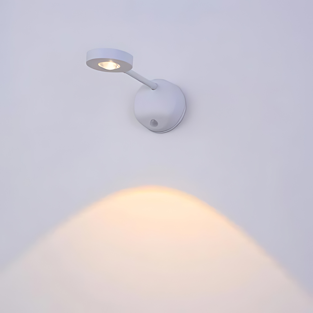 Foco LED inalámbrico con sensor de movimiento y rotación 360°