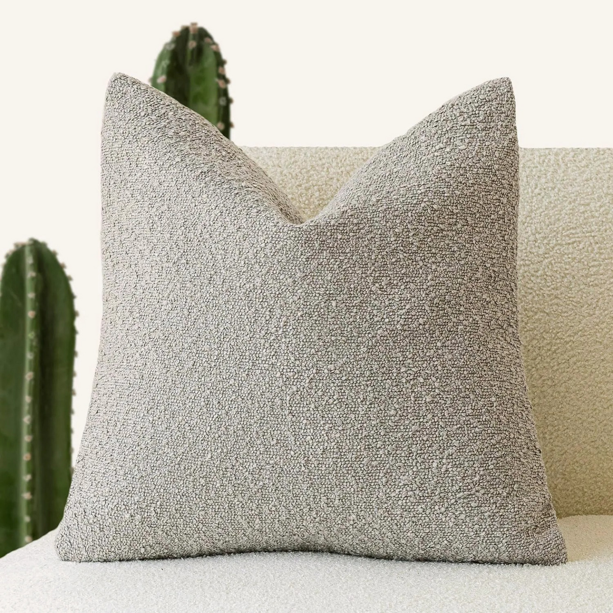 Funda de cojín Tulum de bouclé 45 × 45 cm
