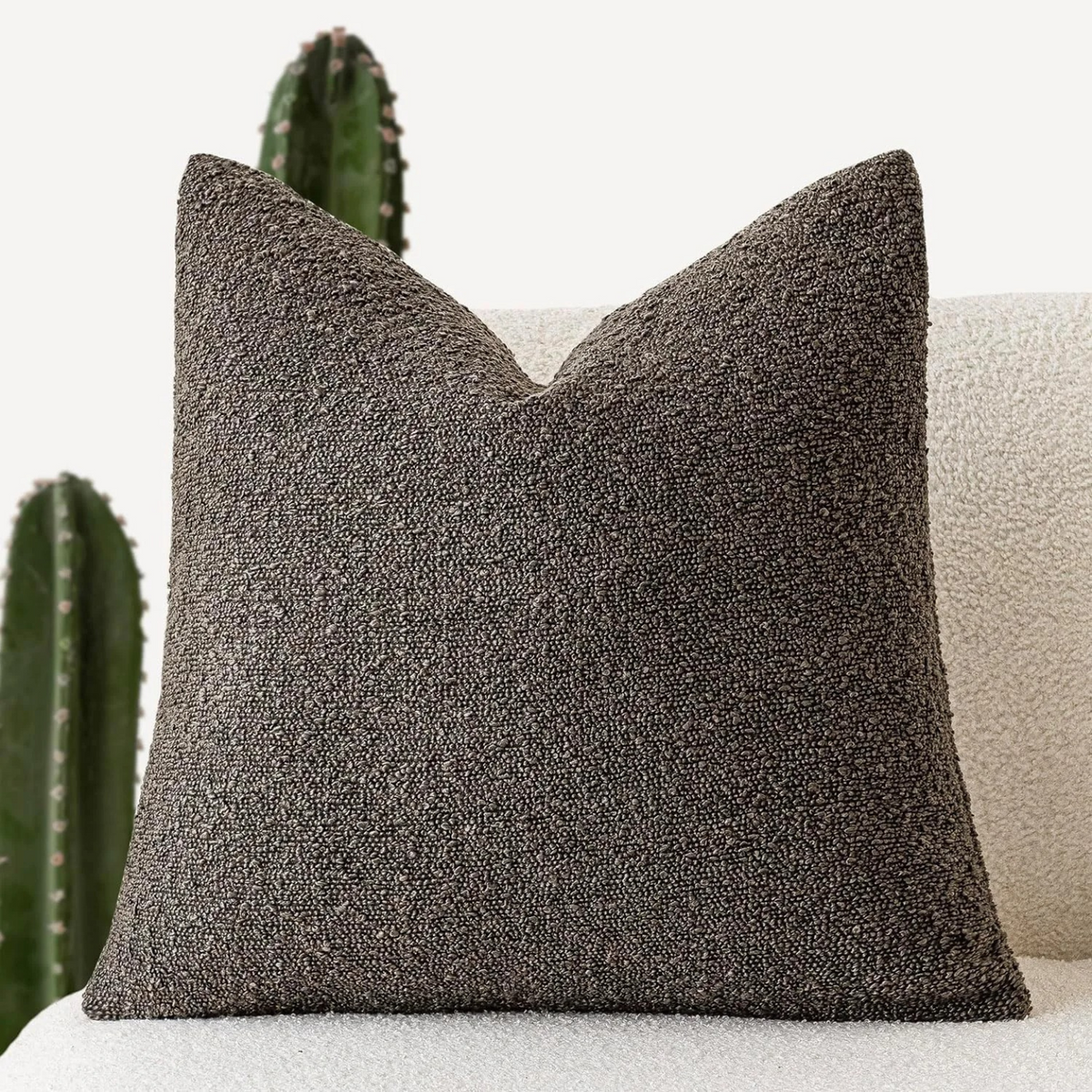 Funda de cojín Tulum de bouclé 45 × 45 cm