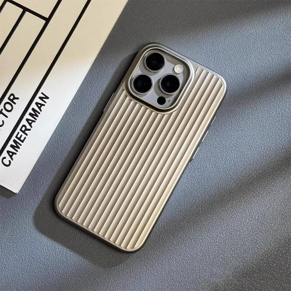 Funda para iPhone con protección de grado militar, ultradelgada, resistente a golpes y polvo