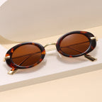 Gafas de sol con montura ovalada
