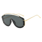 Gafas de sol estilo masculino con degradado de moda y detalles dorados