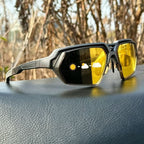 Gafas de sol deportivas fotocromáticas polarizadas con lentes de visión nocturna mejorada y montura envolvente táctica