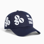 Gorra de mujer con diseño moderno