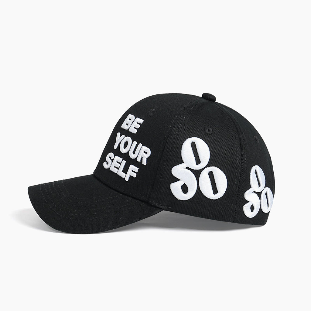 Gorra de mujer con diseño moderno