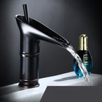 Grifo de lavabo cascada estilo antiguo