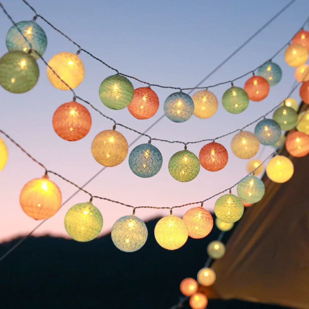 Guirnalda de bolas de algodón LED