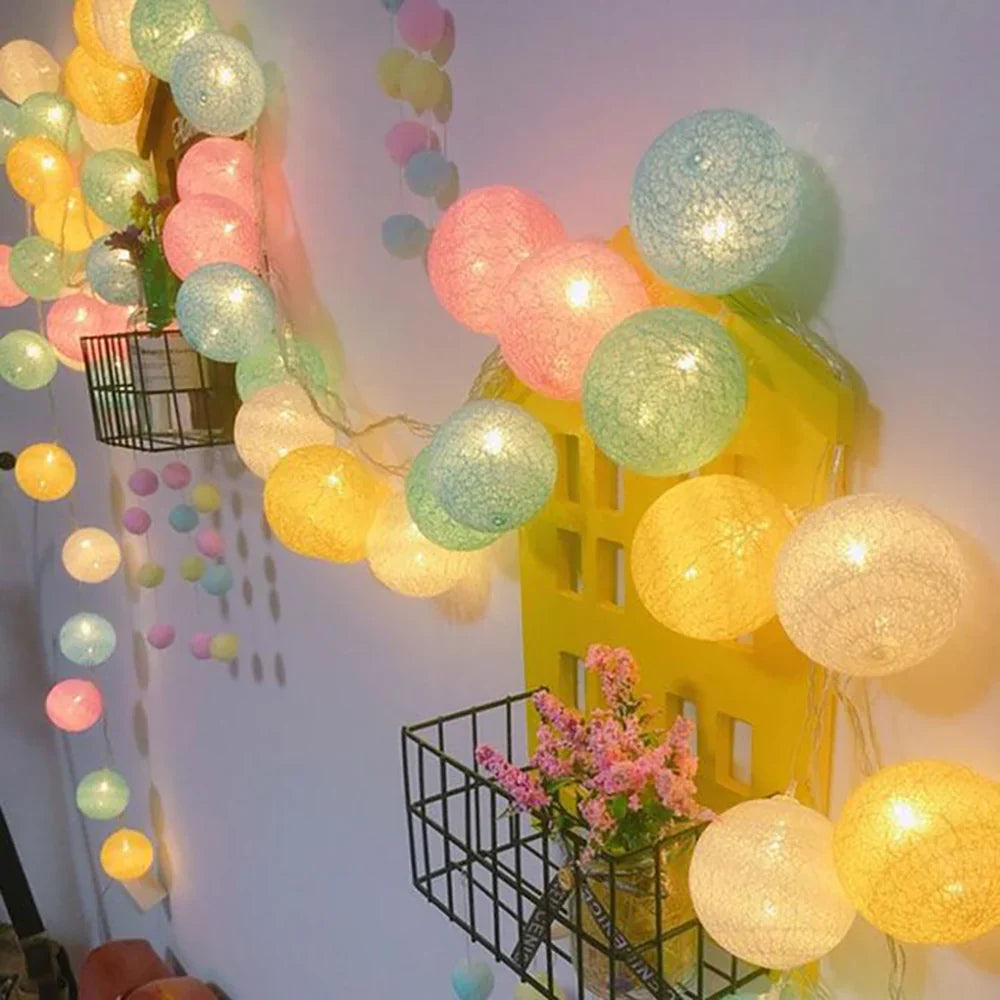 Guirnalda de bolas de algodón LED
