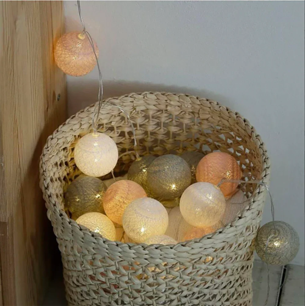 Guirnalda de bolas de algodón LED
