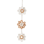 Guirnalda decorativa de flores de macramé