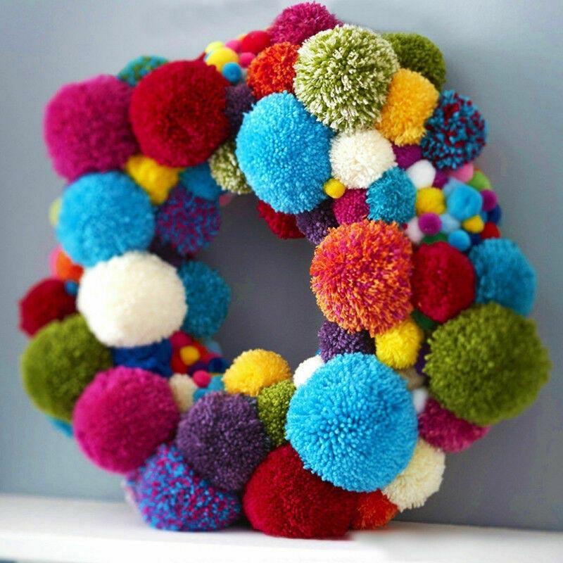 Kit de manualidades para hacer pompones