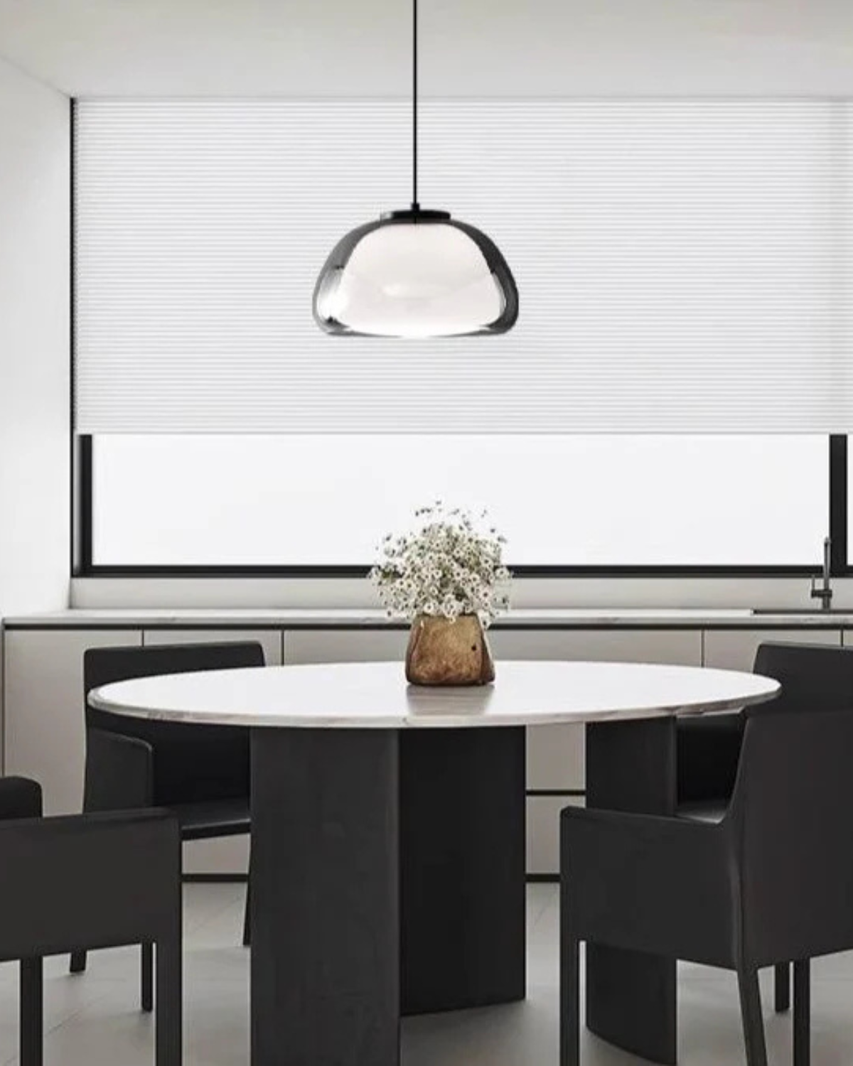 Lámpara colgante de cristal con cúpula elegante