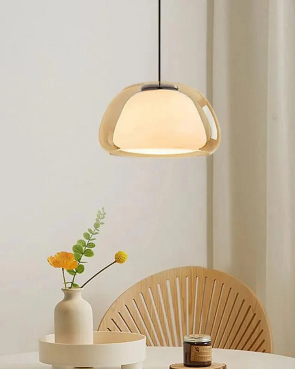 Lámpara colgante de cristal con cúpula elegante