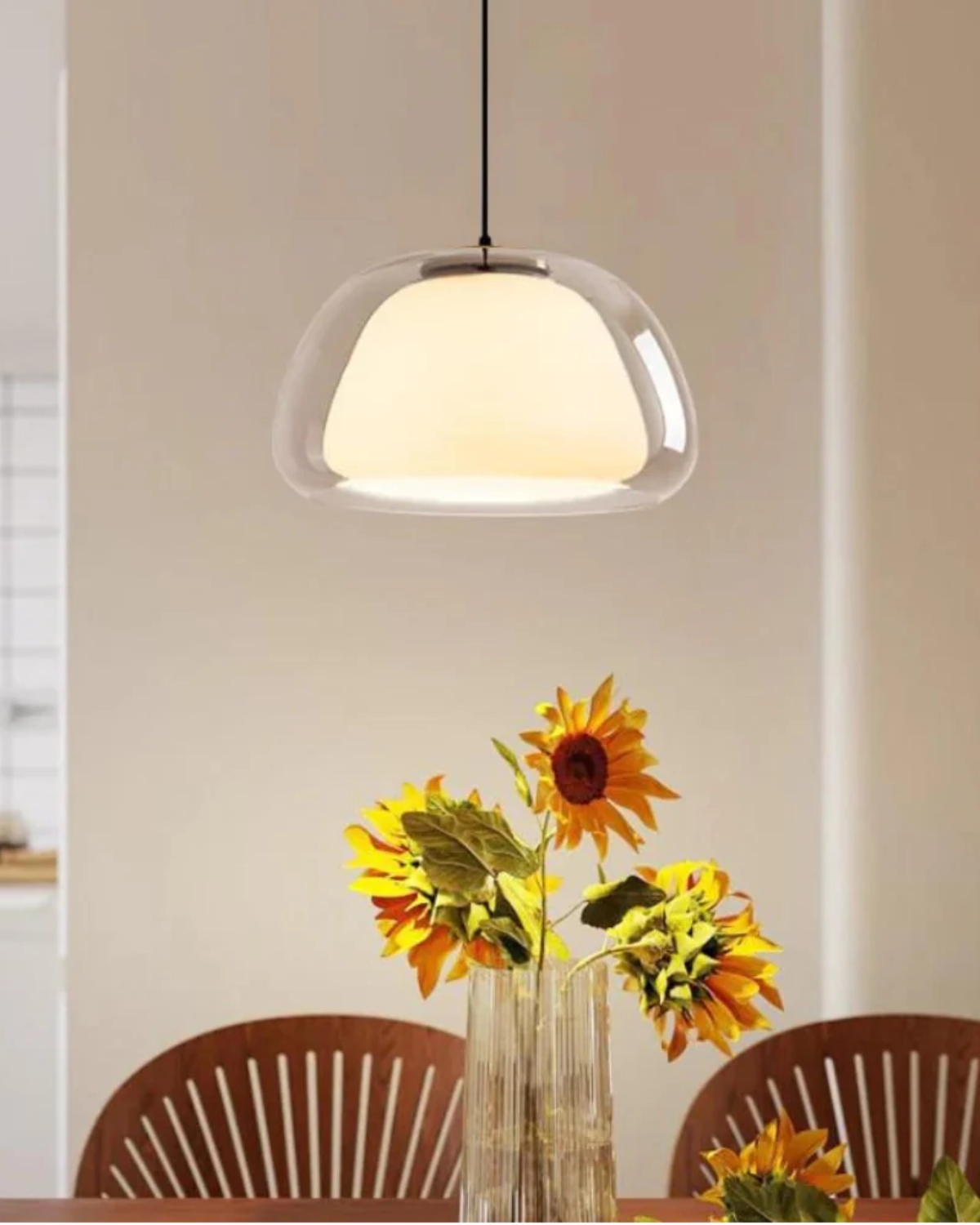 Lámpara colgante de cristal con cúpula elegante