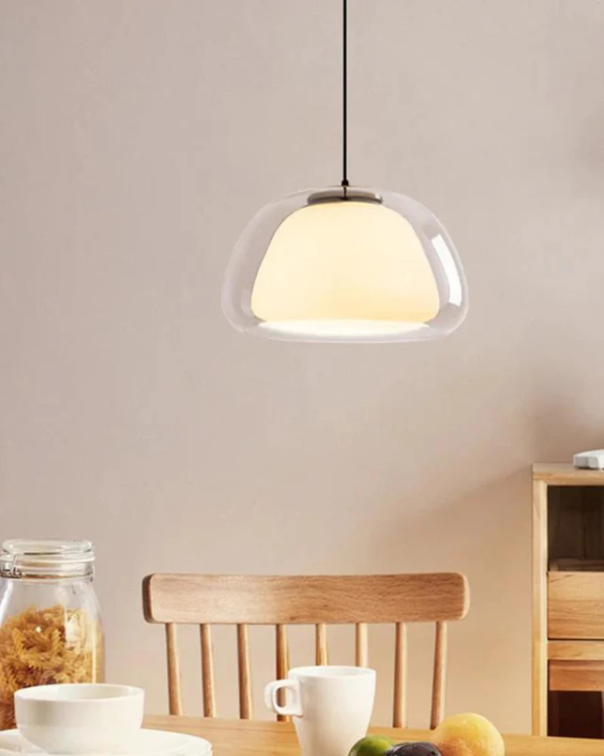 Lámpara colgante de cristal con cúpula elegante
