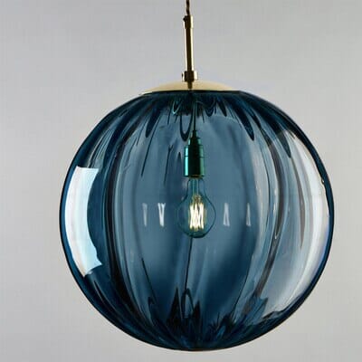 Lámpara colgante de cristal con luz regulable