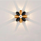 Lámpara de jardín LED en forma de flor con diseño elegante