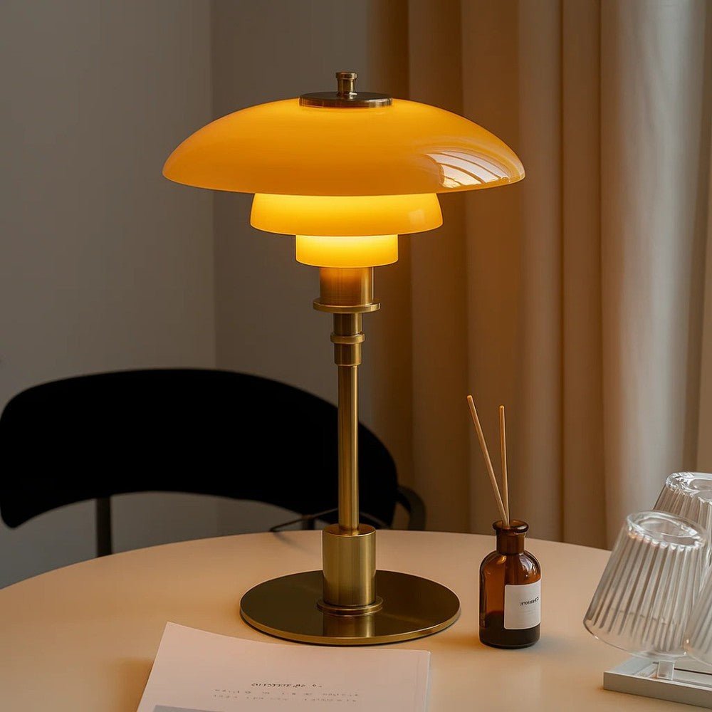 Lámpara de mesa de cristal con pantalla de tres niveles estilo nórdico, base de hierro dorada o plateada, casquillo E27 