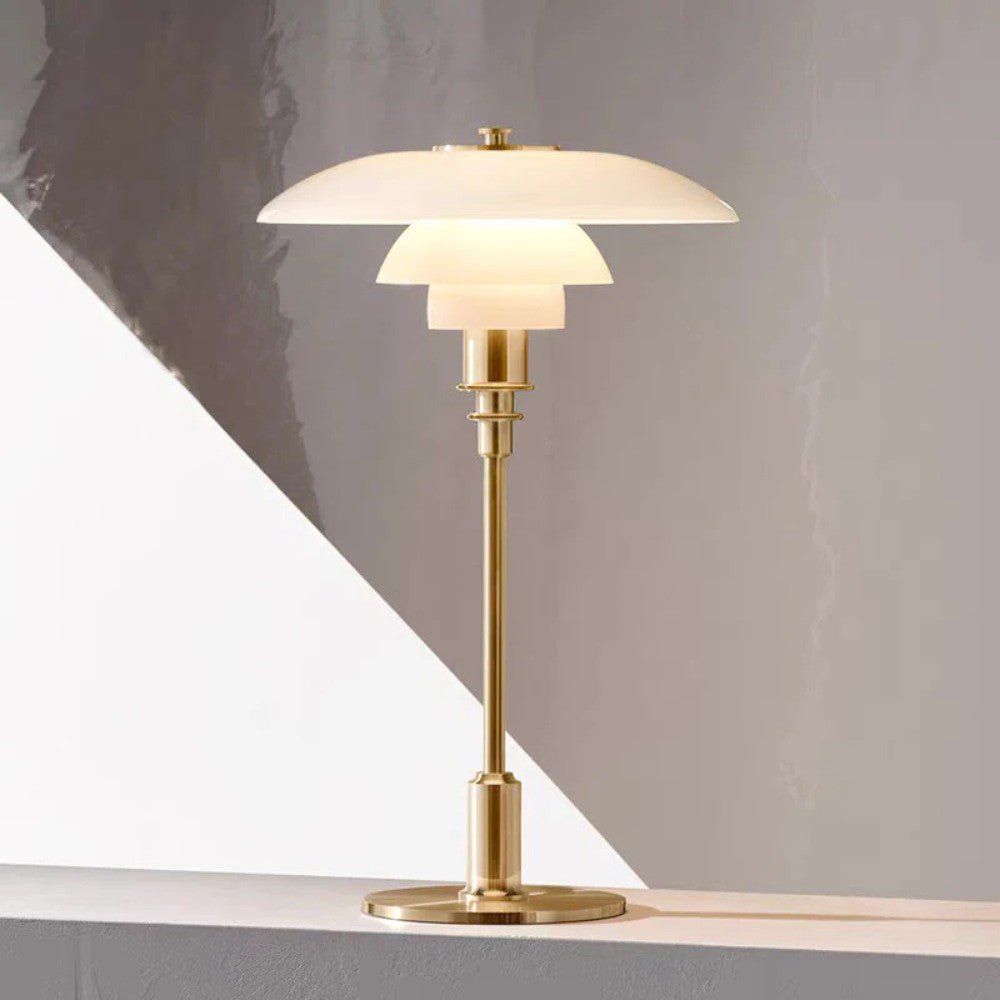 Lámpara de mesa de cristal con pantalla de tres niveles estilo nórdico, base de hierro dorada o plateada, casquillo E27 