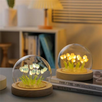 Lámpara de noche LED con tulipanes artificiales hechos a mano