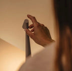 Lámpara de pie LED inalámbrica moderna