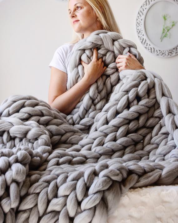 Manta de punto grueso 80×100 cm y 100×120 cm – Accesorio acogedor para otoño e invierno