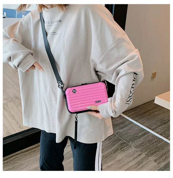 Minibolso tipo maleta elegante para uso diario