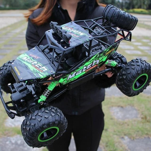 Monster Truck teledirigido 4x4 con suspensión amortiguadora y ruedas antideslizantes