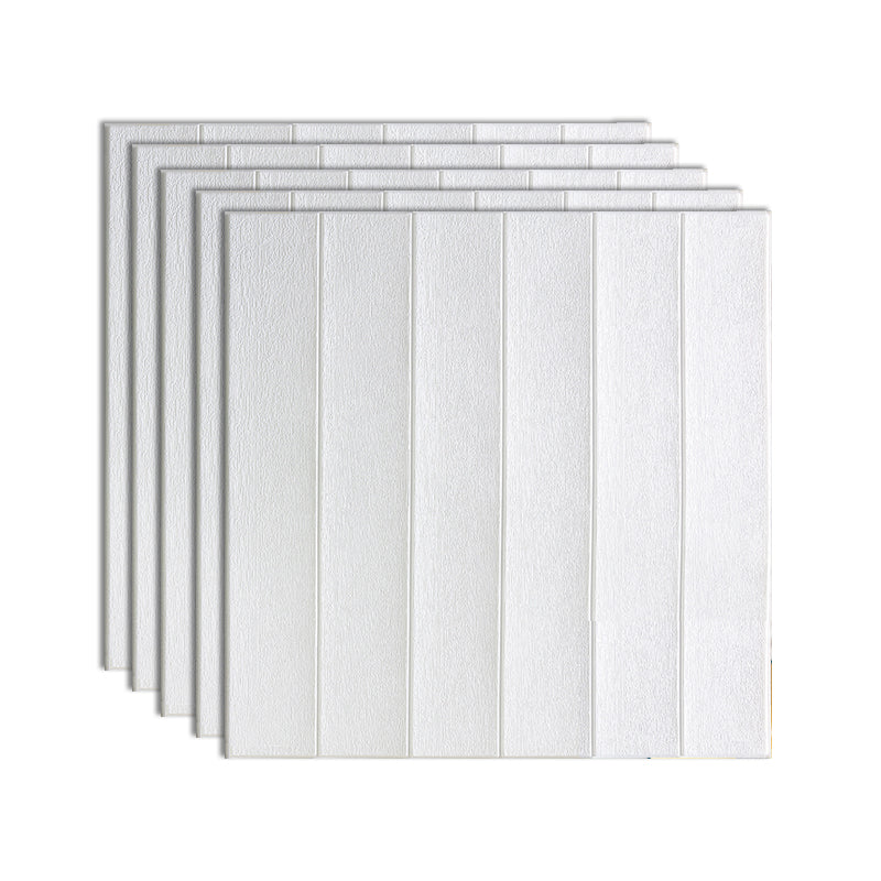 Panel decorativo autoadhesivo con imitación de veta de madera y respaldo de espuma