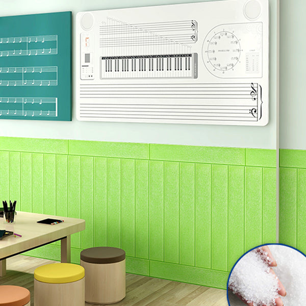 Panel decorativo autoadhesivo con imitación de veta de madera y respaldo de espuma