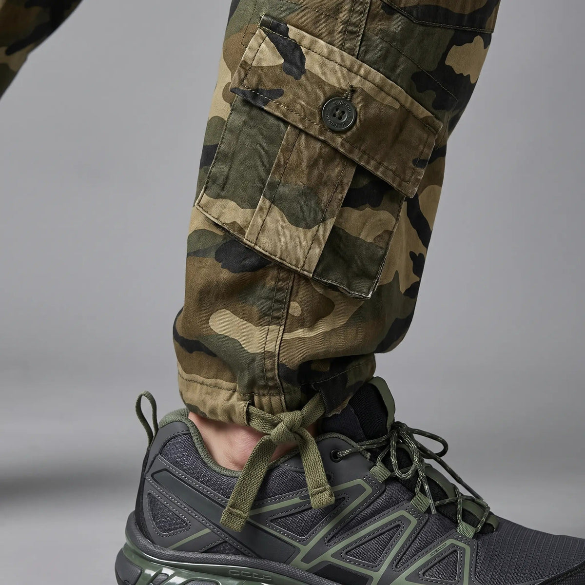 Pantalones cargo de camuflaje para hombre - Pantalones de combate - Corte relajado con 8 bolsillos