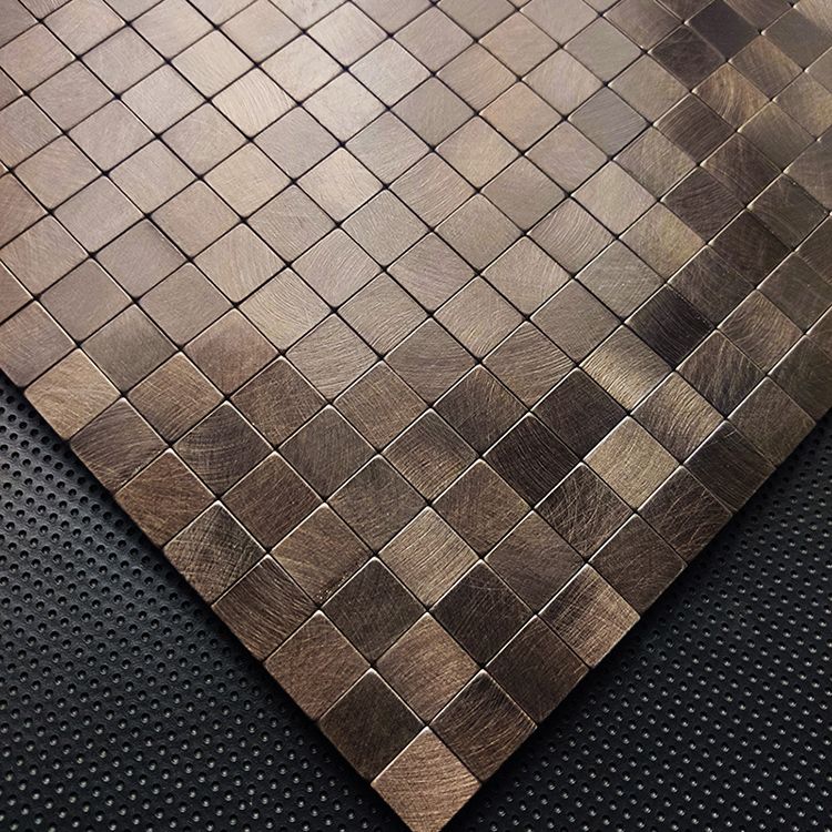 Papel pintado autoadhesivo de mosaico con forma cuadrada y acabado metálico