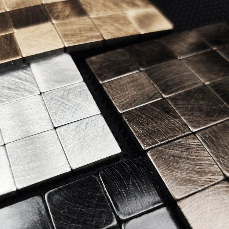 Papel pintado autoadhesivo de mosaico con forma cuadrada y acabado metálico