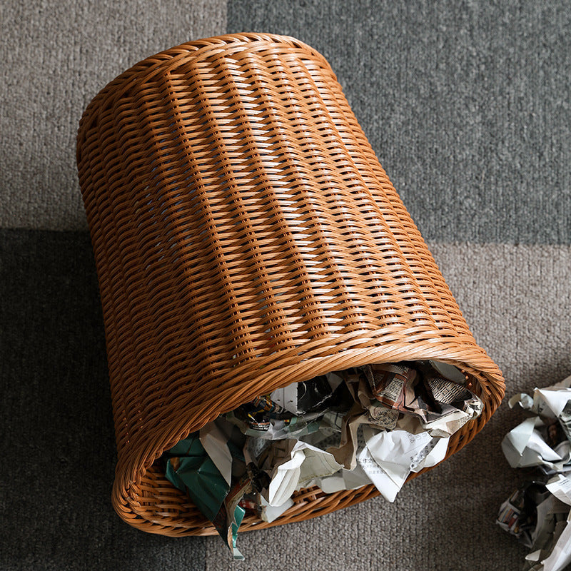 Papelera decorativa de fibra trenzada