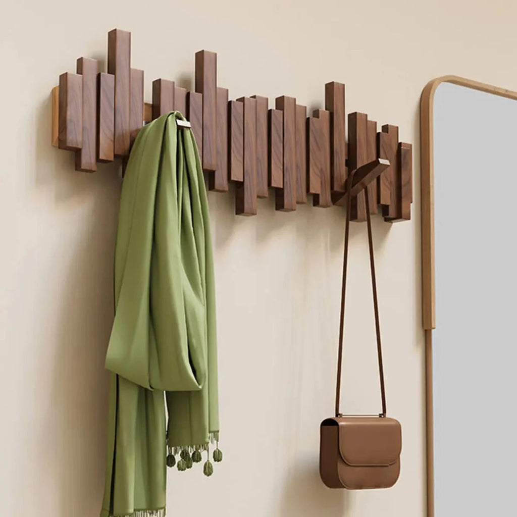Perchero de pared Piano en madera de nogal o haya con ganchos para chaquetas, bolsos y sombreros
