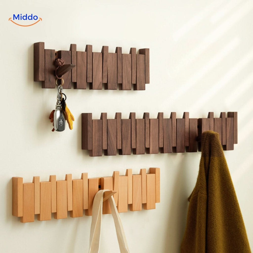 Perchero de pared de madera artesanal con diseño de piano