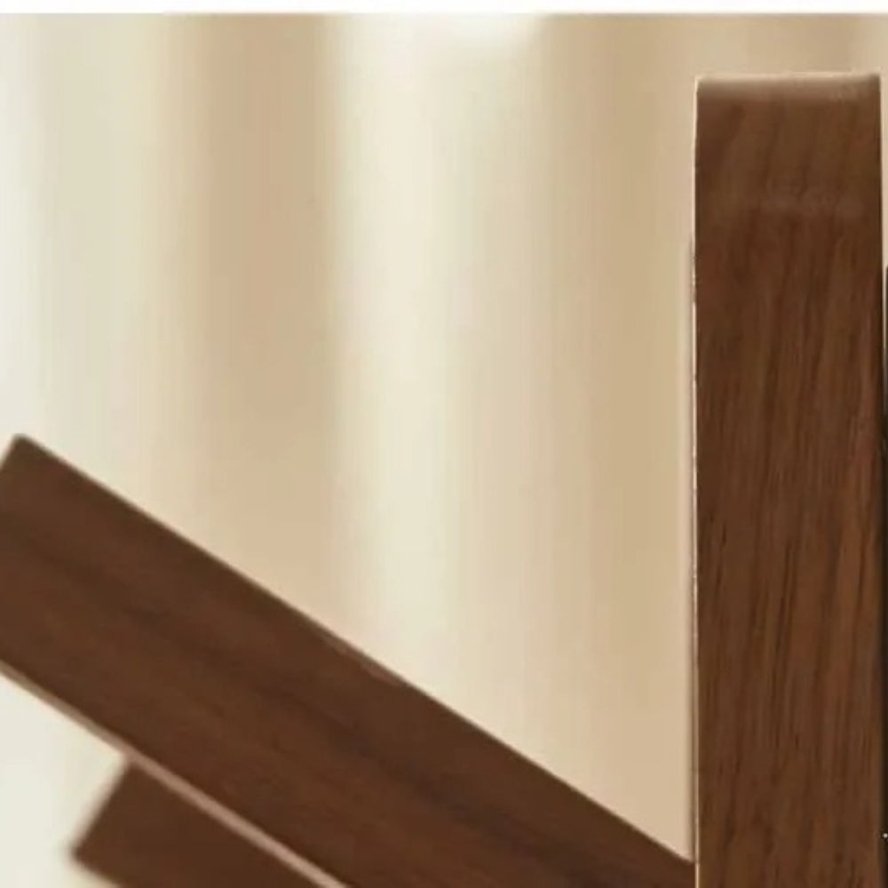 Perchero de pared de madera con diseño de piano
