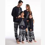 Pijamas navideños a juego para toda la familia con estampado de renos y copos de nieve, rojo o azul