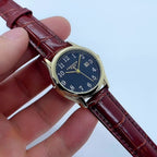 Reloj de cuarzo elegante para mujer con correa de piel sintética