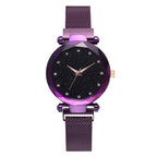 Reloj de mujer elegante y lujoso con cristales