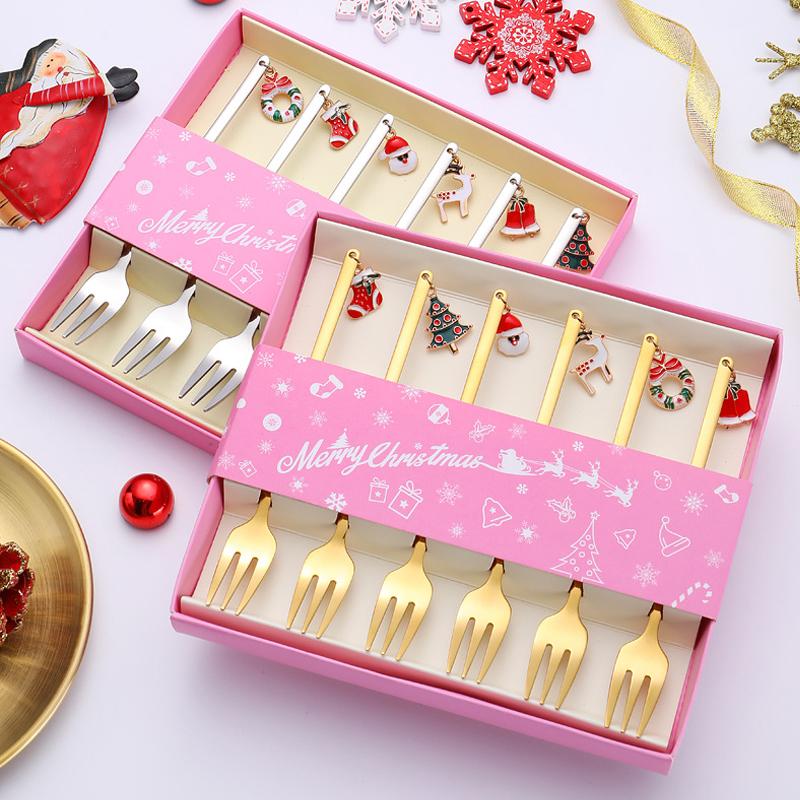 Set de cucharas y tenedores navideños de acero inoxidable