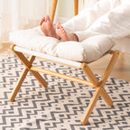 Taburete plegable con acolchado confortable y estructura de madera resistente