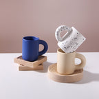 Taza Athenea – Taza de porcelana de lujo con diseño geométrico