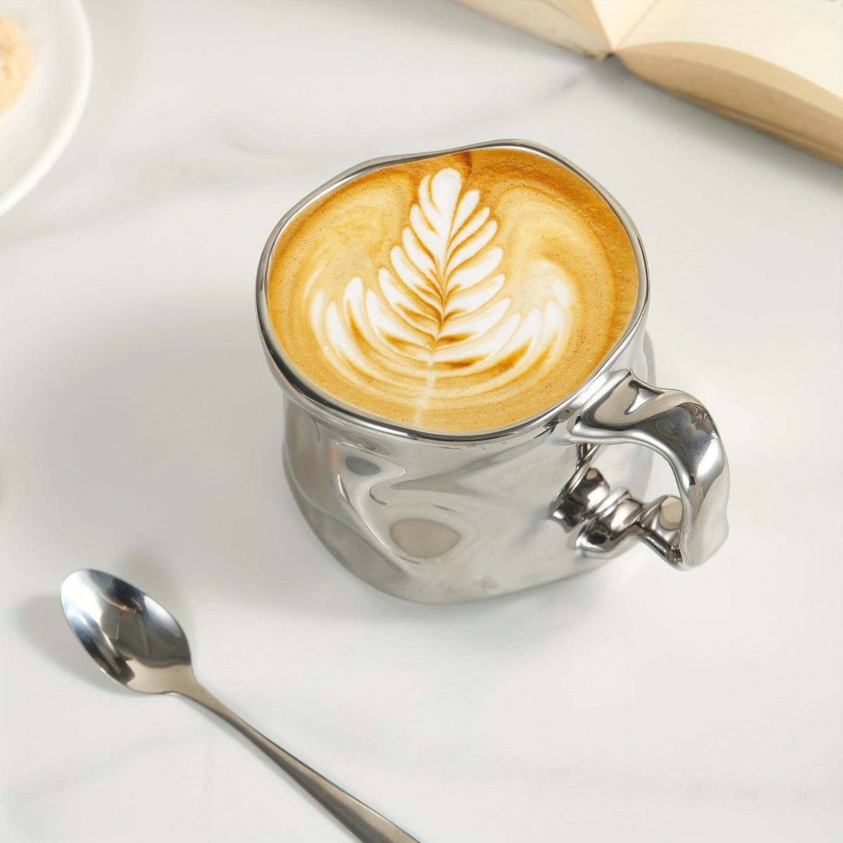 Taza de cerámica CreArt con diseño arrugado único hecho a mano