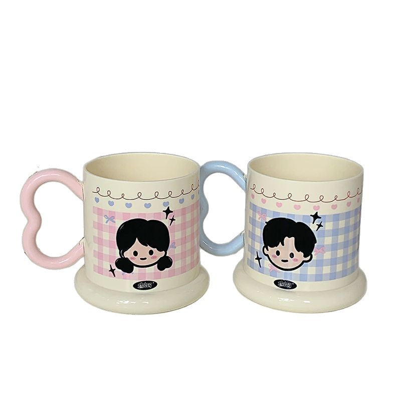 Taza de café con asa de corazón