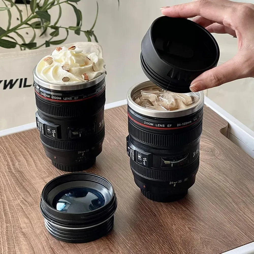 Taza de café con diseño de objetivo de cámara – FocusMug
