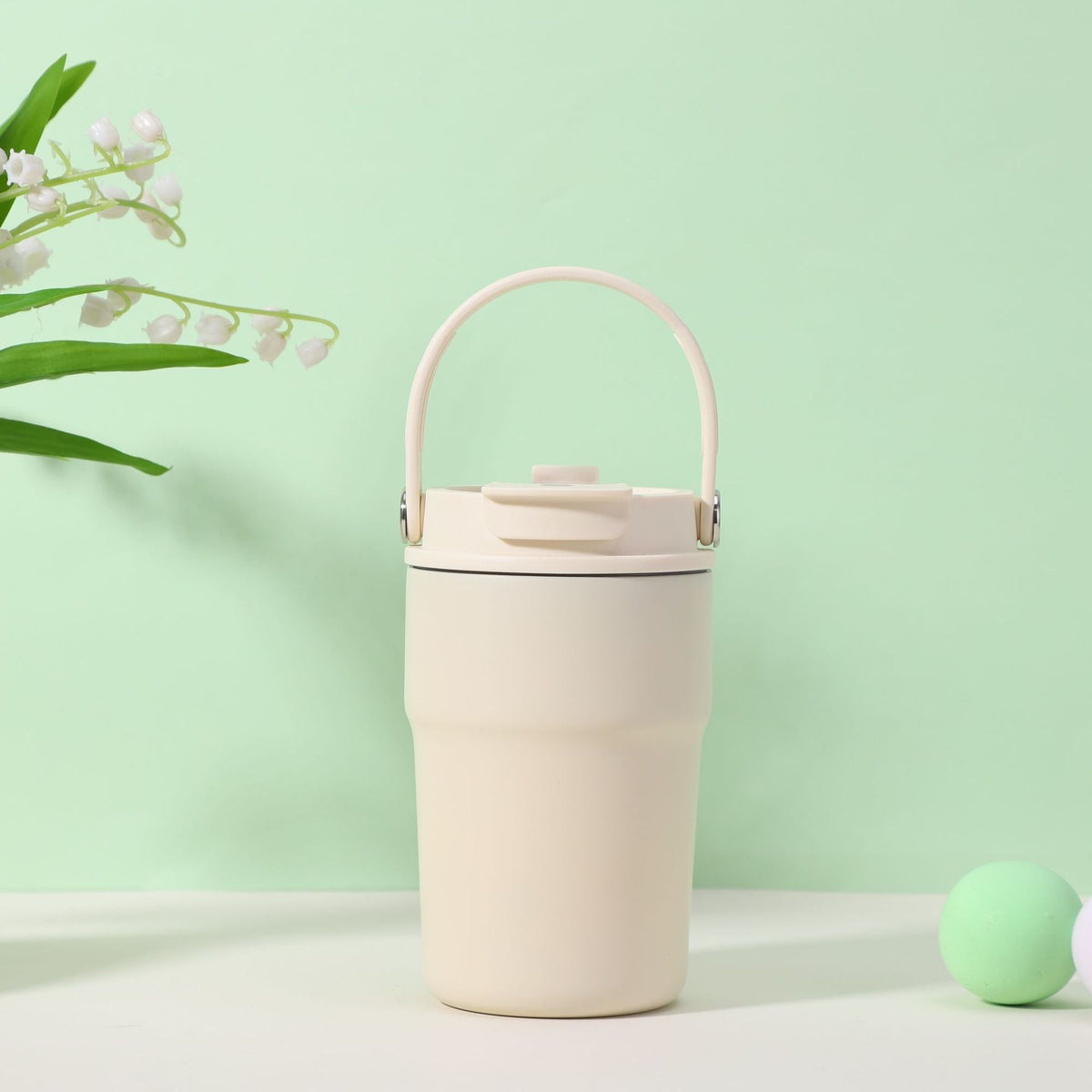 Taza de viaje artística