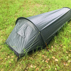 Tienda individual ultraligera Trekvento SoloShield impermeable y cortavientos con varillas de aluminio