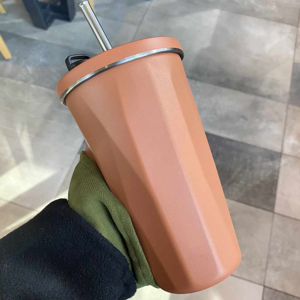 Vaso con pajita plegable